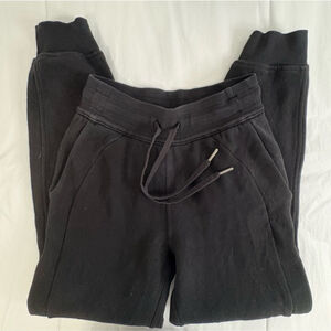 Lululemon | Scuba Jogger | Sz 0 | Black | EUC